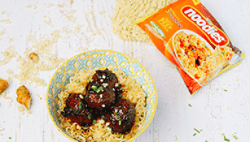 Spicy Teriyaki Meatball Noodles